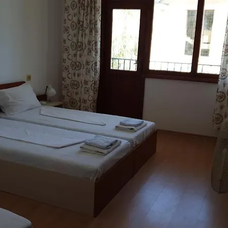 майстор костадин - 1878 Къща за гости 3*